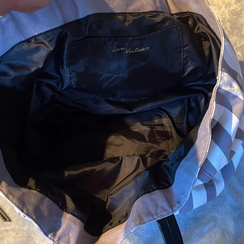 Victoria’s Secret Tote - Picture 3 of 5